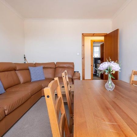 2 Bed Central Ness Apart - May Court 인버네스 외부 사진