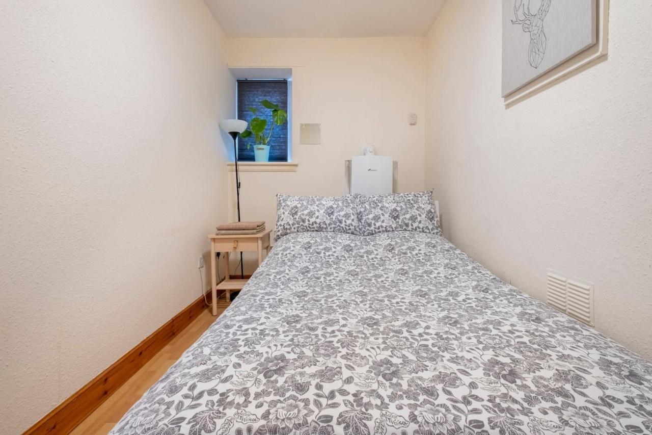 2 Bed Central Ness Apart - May Court 인버네스 외부 사진