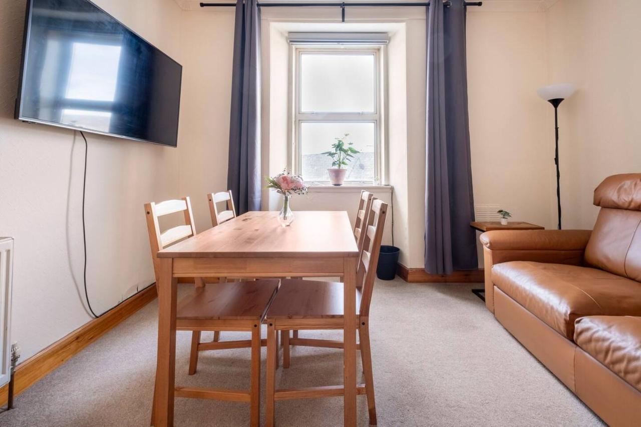 2 Bed Central Ness Apart - May Court 인버네스 외부 사진