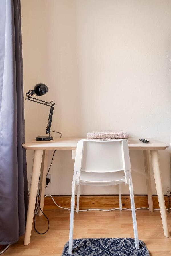 2 Bed Central Ness Apart - May Court 인버네스 외부 사진