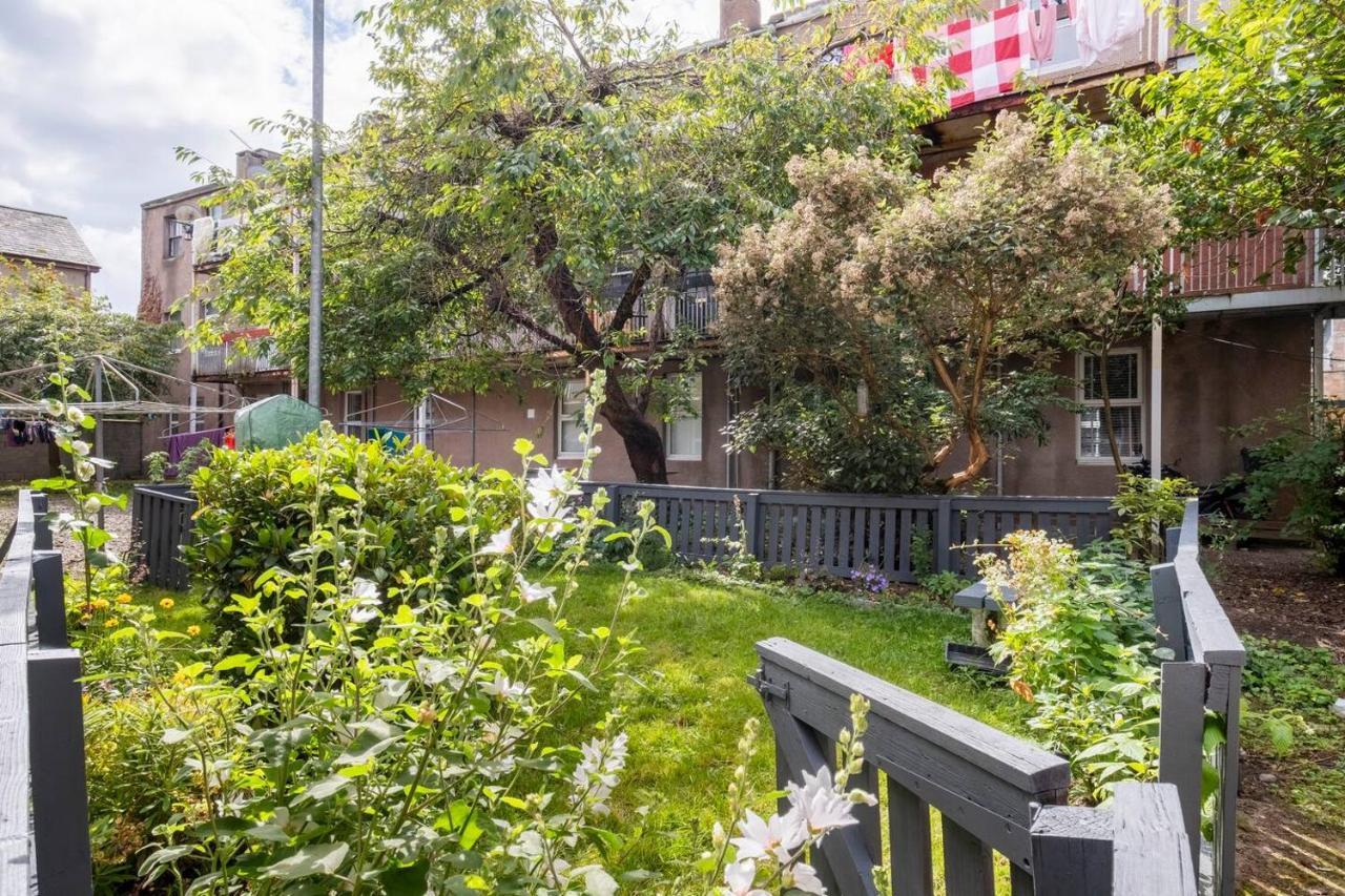 2 Bed Central Ness Apart - May Court 인버네스 외부 사진