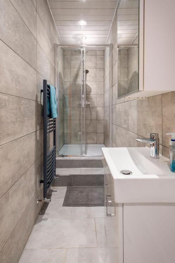 2 Bed Central Ness Apart - May Court 인버네스 외부 사진